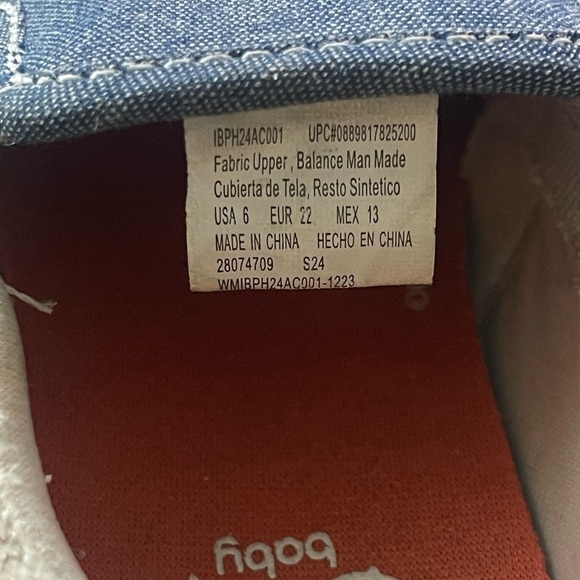 Disney Baby Winnie the Pooh & Tigger Slip-On Shoes Toddler Size 6 Discontinued - Picture 6 of 6